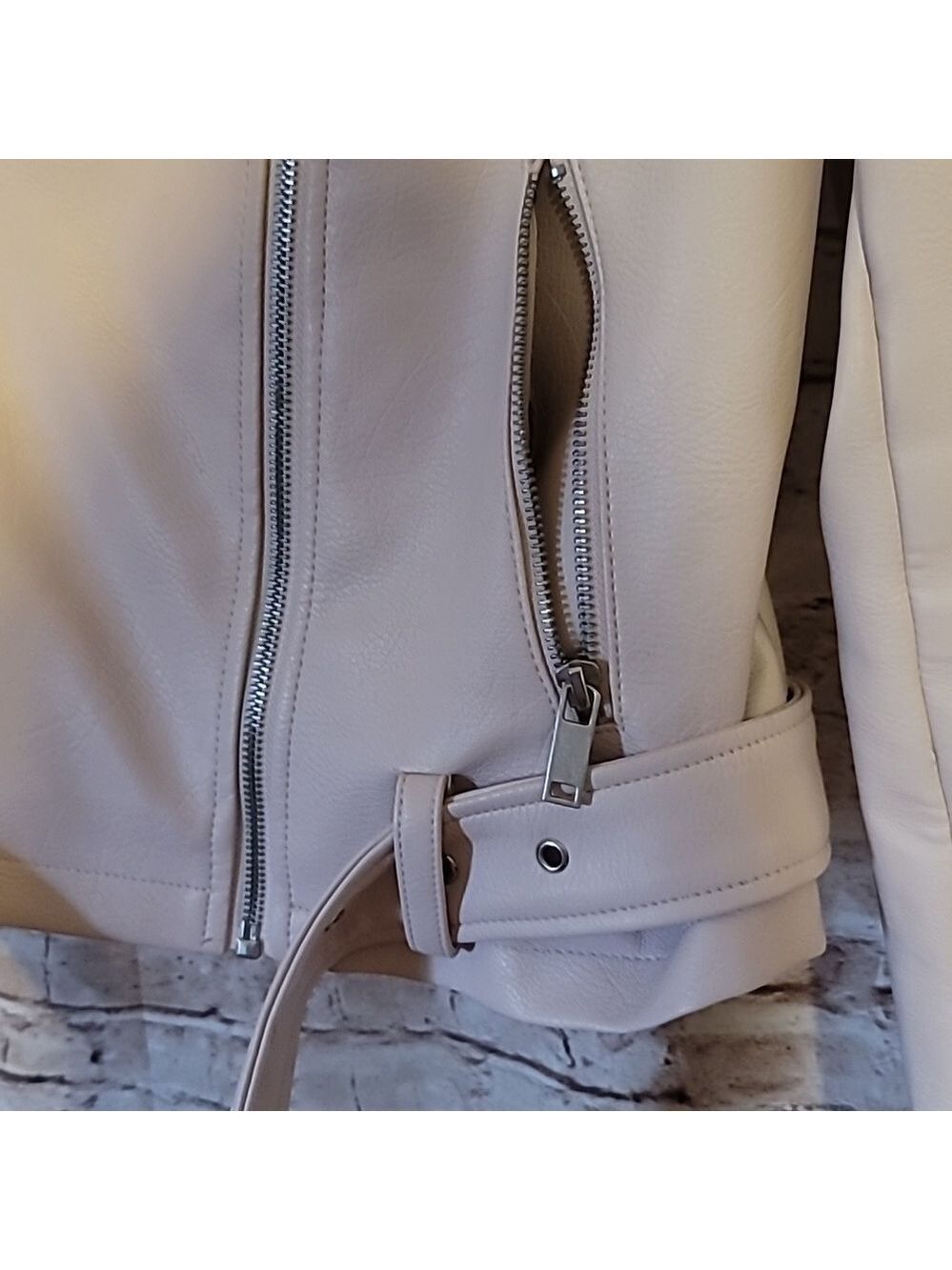 Super chic pink faux leather pink jacket medium - Picture 2 of 7